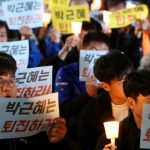 韩国民众集会要求朴槿惠下台