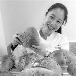 90后女孩设“爱心冰箱” 每天免费赠送60多个面包