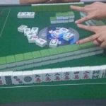 母亲全神贯注打麻将 3岁女儿走失都没有发现