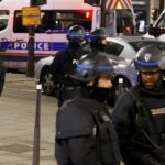 巴黎发生人质劫持事件：7名人质被挟持